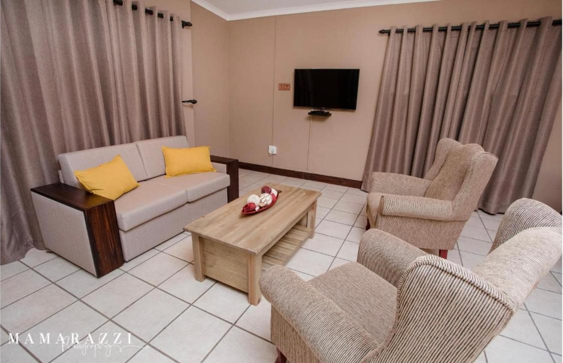 4 Gazelle Guesthouse Mbombela Esterno foto
